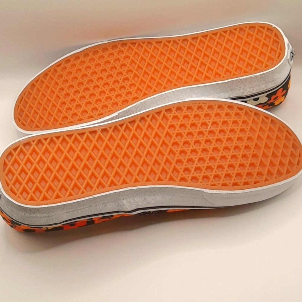 Vans Sk8-Low Slip-On Classic Canvas Skateboard Sneaker Flower Print Men 11 NWOB - Picture 4 of 11